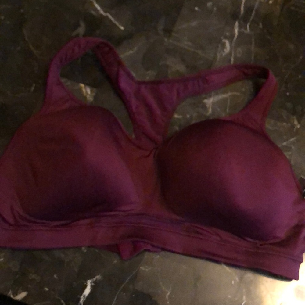 Wine colored old navy sports bra 40dd